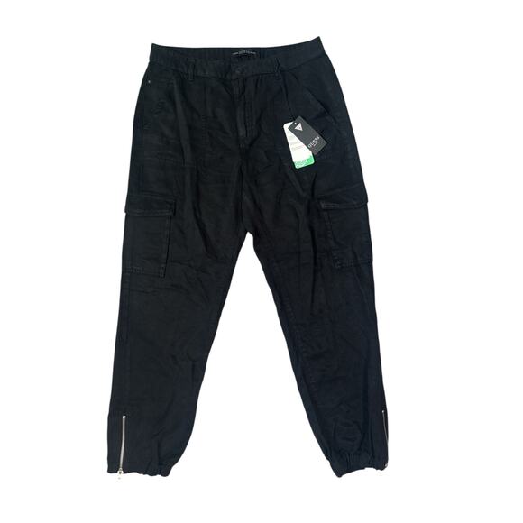 NWT GUESS TENCEL Bowie Black Cargo Chino
Pants Zipper Hem Size 30 - Picture 1 of 5